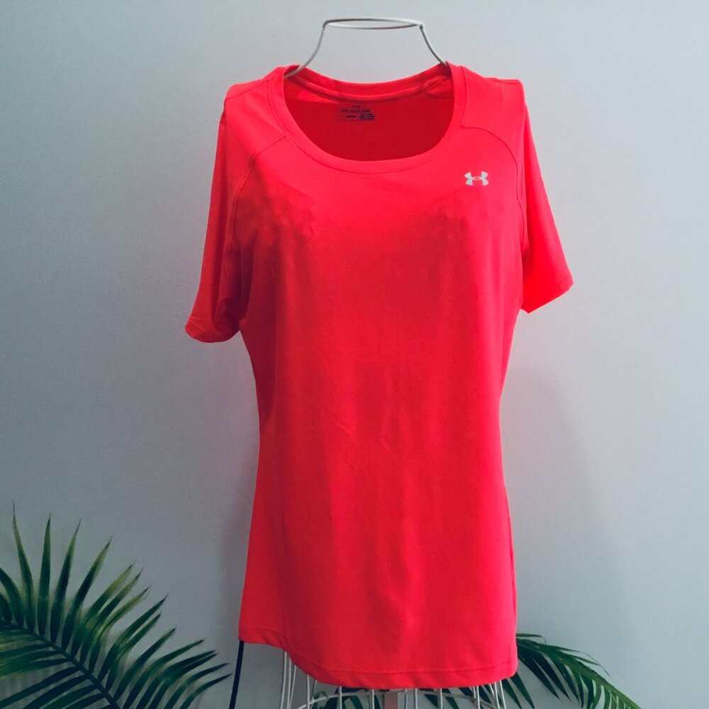 NWOT Two Under Armour Short-sleeved Fitted Tees - Medium